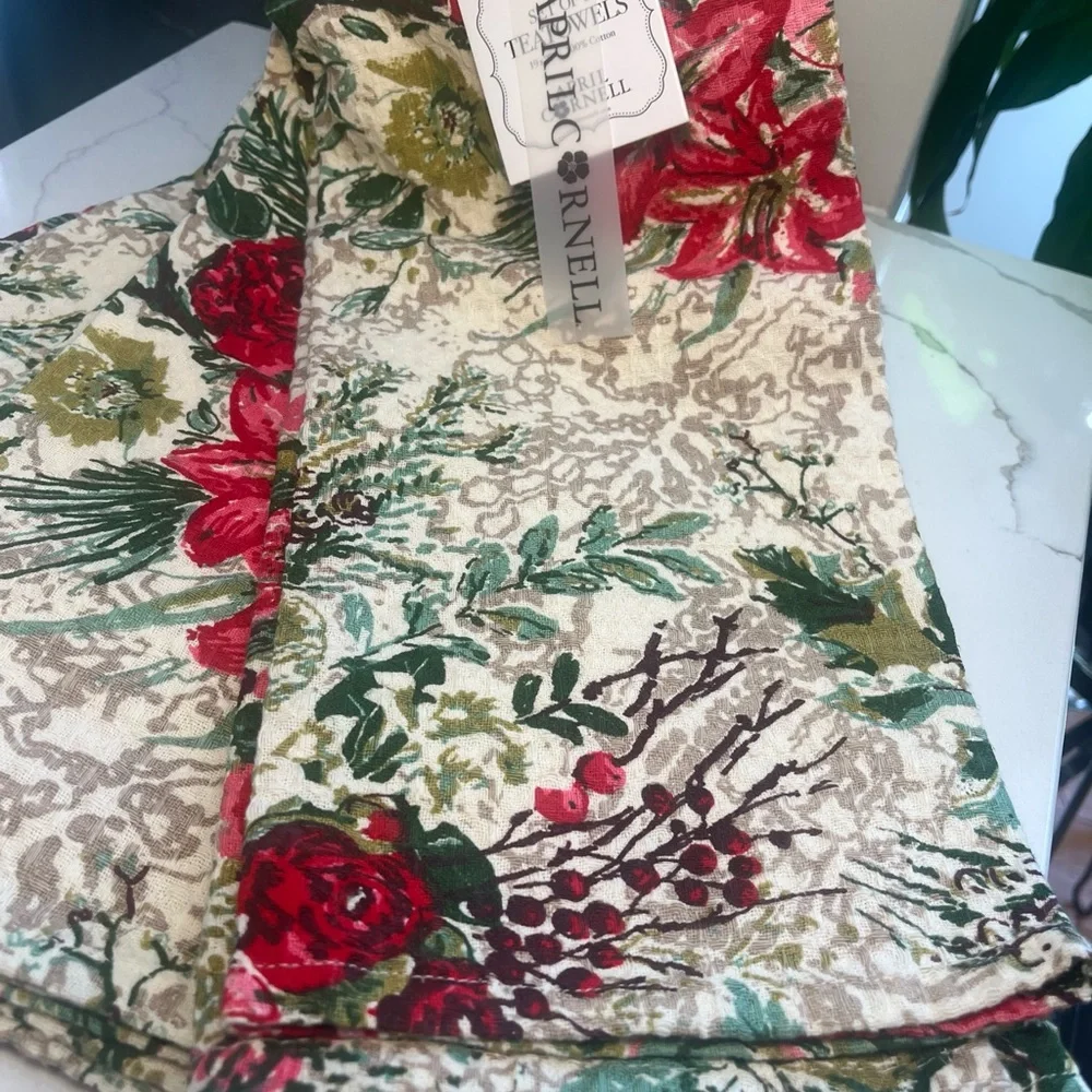 April Cornell Merry Antique Tea Towels Red Green Floral Set/3 Tea Cotton NWT